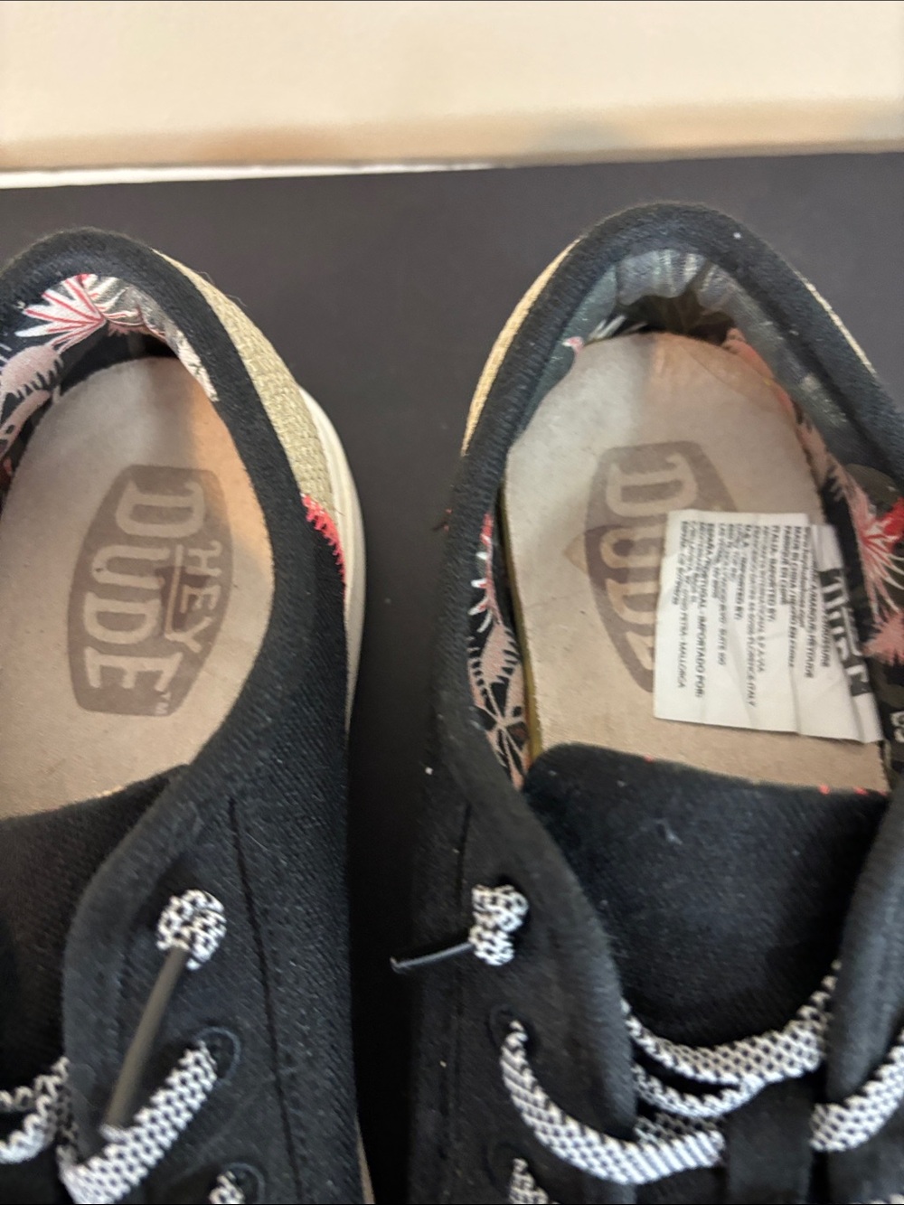 Hey Dude Cody Craft Black and Tan Canvas Slip-on Shoes Size 6 - Picture 13 of 15